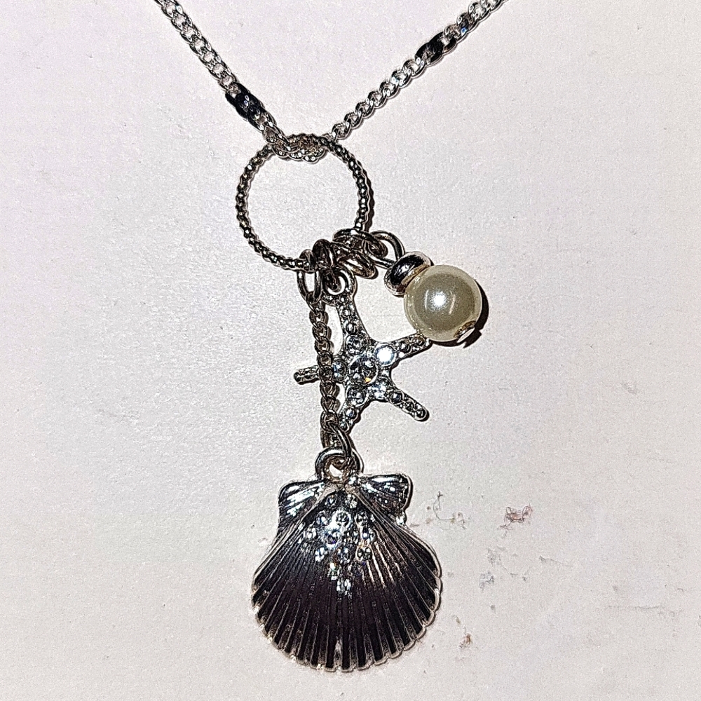 |LC Lauren Conrad| Beach Themed Necklace NWT